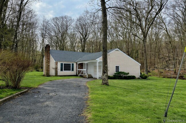 Foto del edificio - 4 Briggs Ln