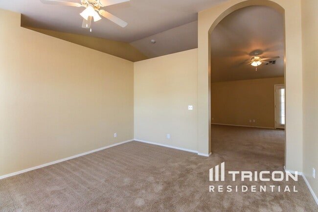 Building Photo - 9327 E El Paso St