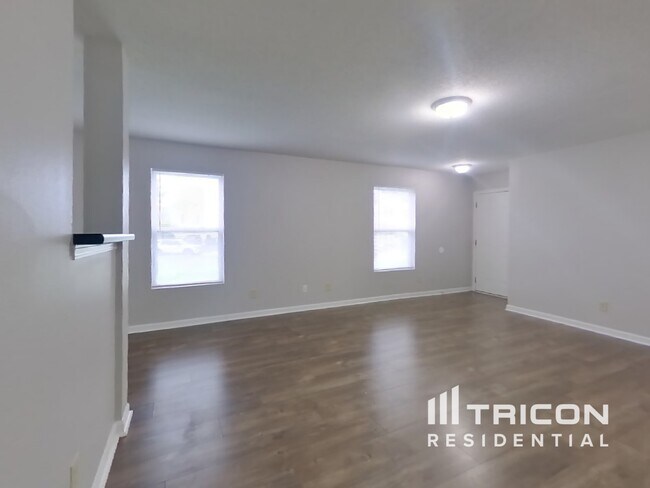 Building Photo - 6409 Alonzo Dr