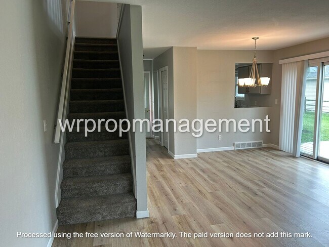 Foto del edificio - 2518-2520 Dean Road