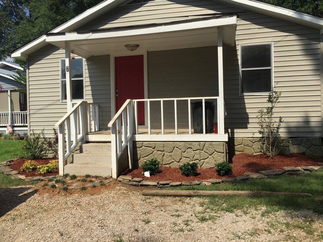 7691 Pine Springs Rd, Meridian, MS 39305 House Rental in Meridian, MS