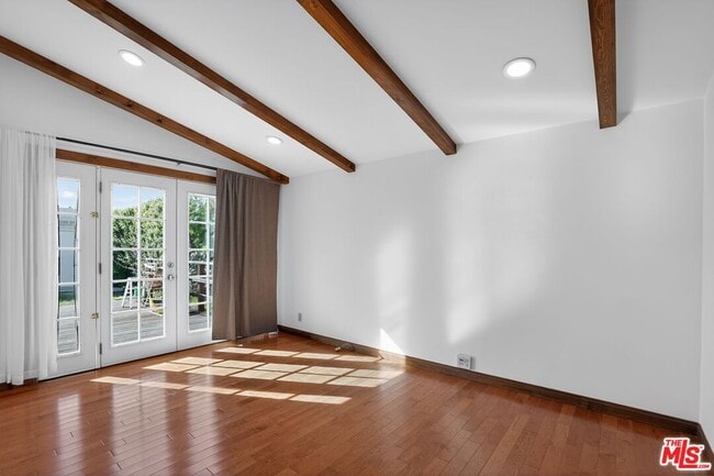 Foto del edificio - 4055 Moore St