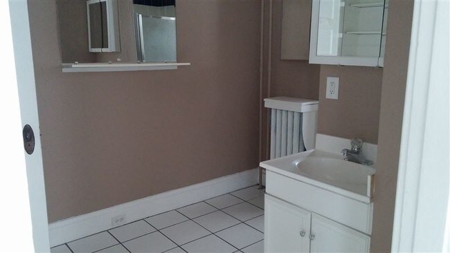 Building Photo - 4209 Marburg Ave
