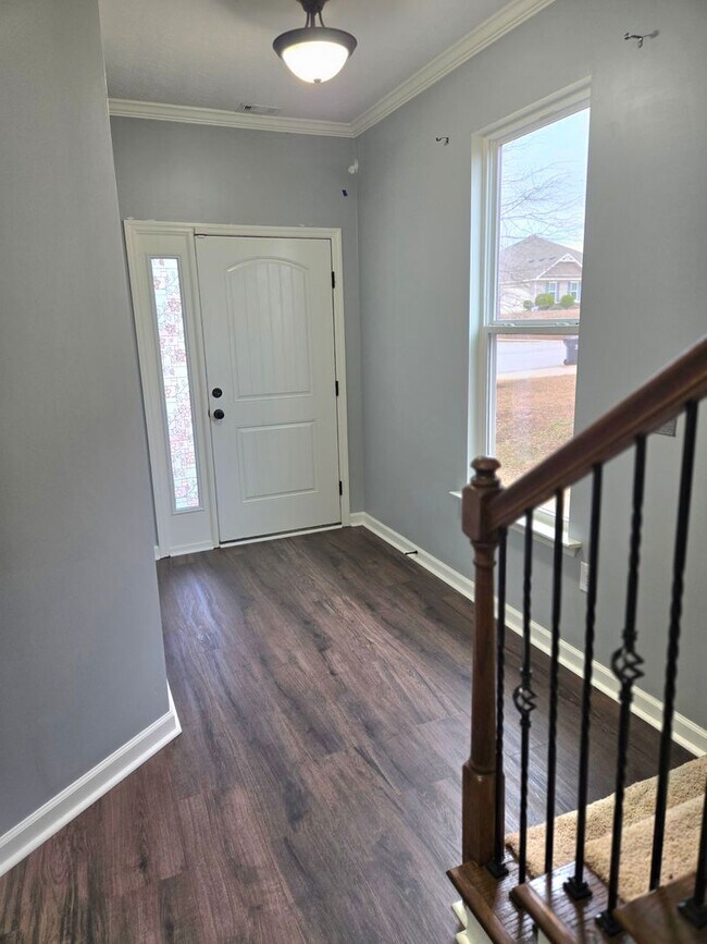 Foto del edificio - 3222 Alexandria Dr