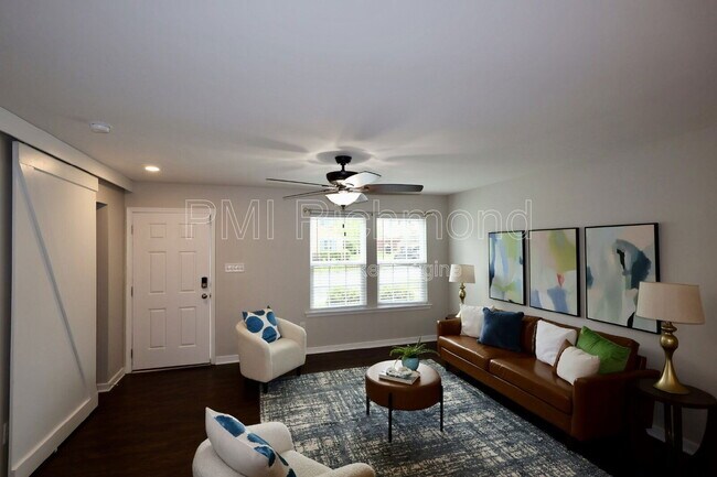 Foto del edificio - 1502 Stonewall Manor Dr