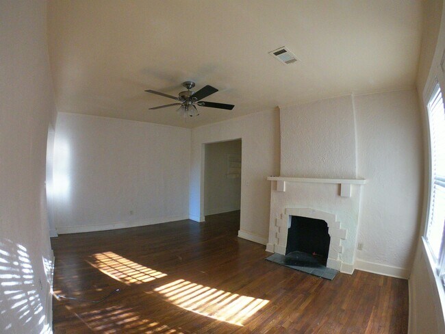 Foto del edificio - 949 Carlisle St