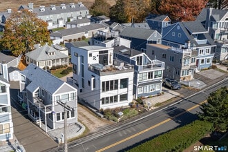 Building Photo - 98 Limewood Ave