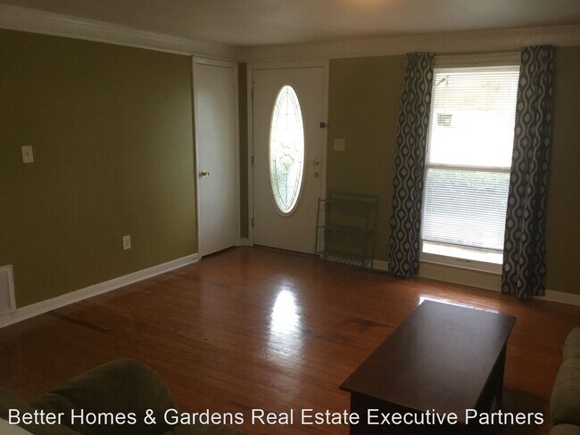 Building Photo - 3 br, 1 bath House - 219 N. Belair Rd.