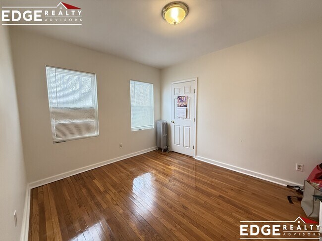 Building Photo - 6 Pama Gardens