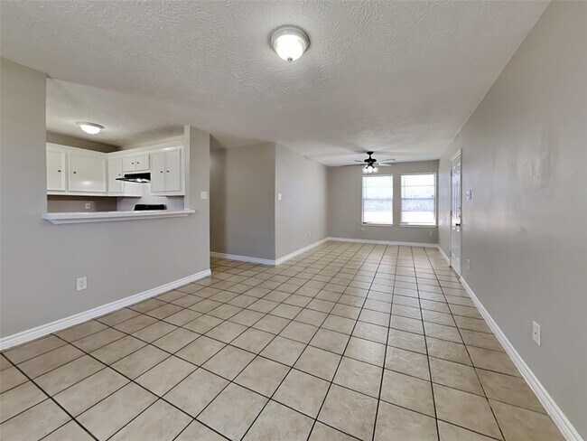 Foto del edificio - 3522 Tangerine St