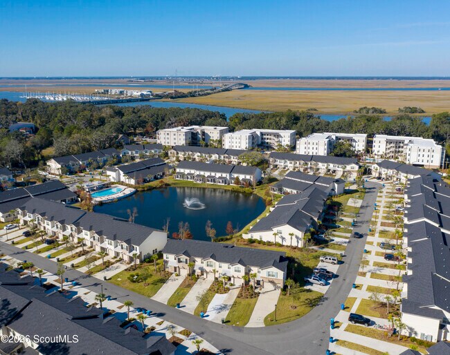 Building Photo - 703 Mariners Cir