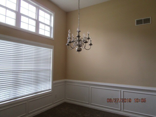 Foto del edificio - Partially finished basement