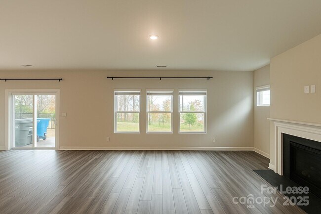 Building Photo - 4113 Armstrong Farm Dr