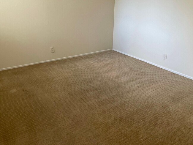 Foto del edificio - 807 Kingfisher Terrace