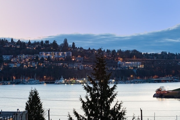 Photo - 256 E Roanoke St (Seattle, WA)