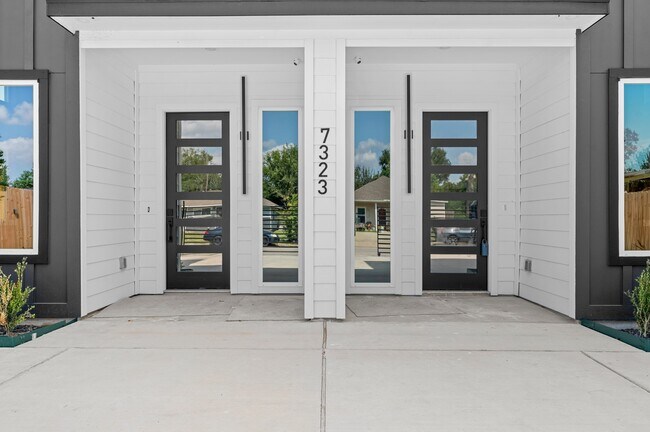 Building Photo - 7323 Bastogne Rd