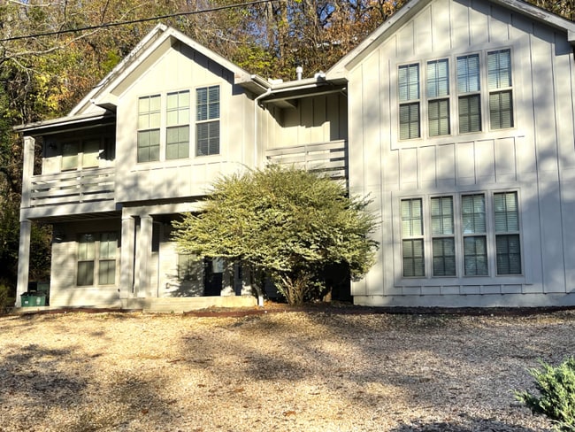 Building Photo - 152 N Oklahoma Way