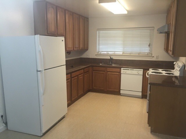 Building Photo - 748 Laguna Ct