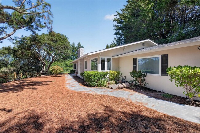 Foto del edificio - 130 Glen Aulin Ln