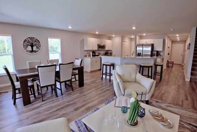 Foto del edificio - 3014 Fieldwood Cir