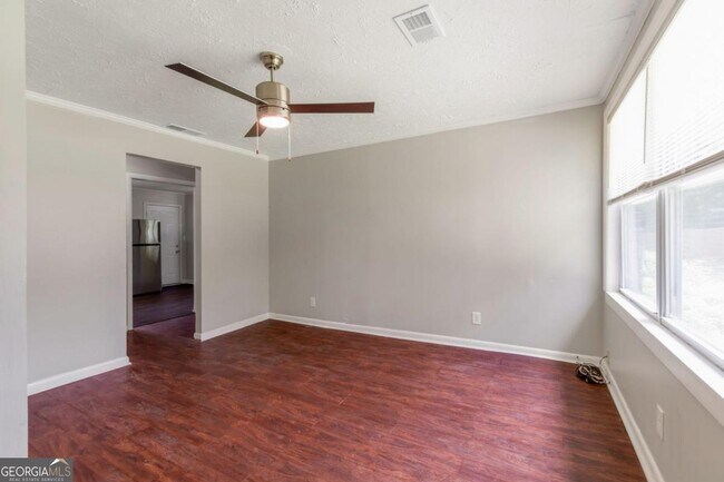 Foto del edificio - 6414 Shadow Rock Dr