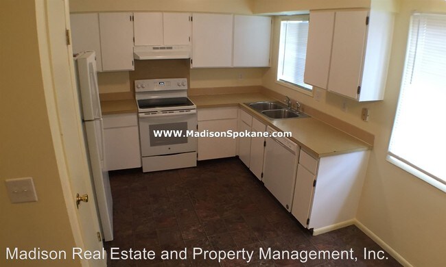 Foto del edificio - 10805 E 32nd Ave