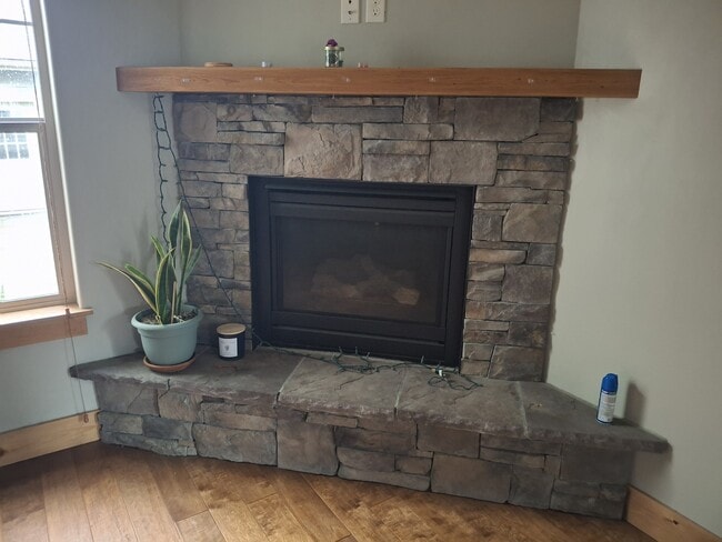 Building Photo - 3689 Pipestone St