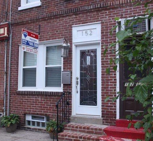 Building Photo - 152 Brown St