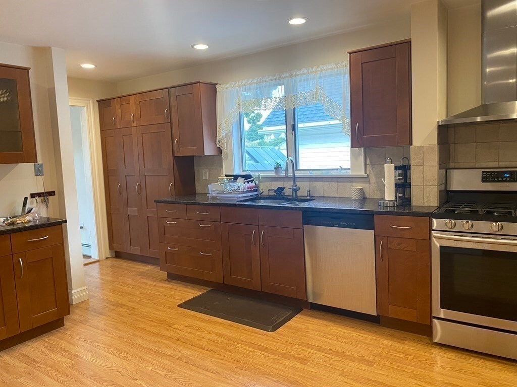 31 Bancroft St Unit 2, Watertown, MA 02472 Apartments in Watertown