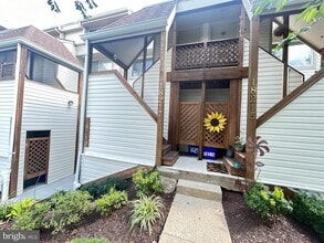Building Photo - 18217 Leman Lake Dr