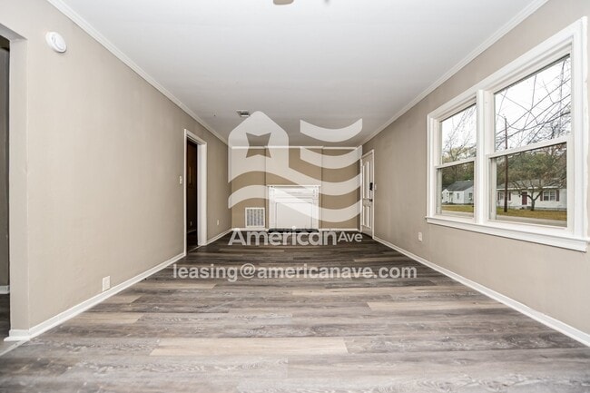 Building Photo - 415 Chamlee Dr