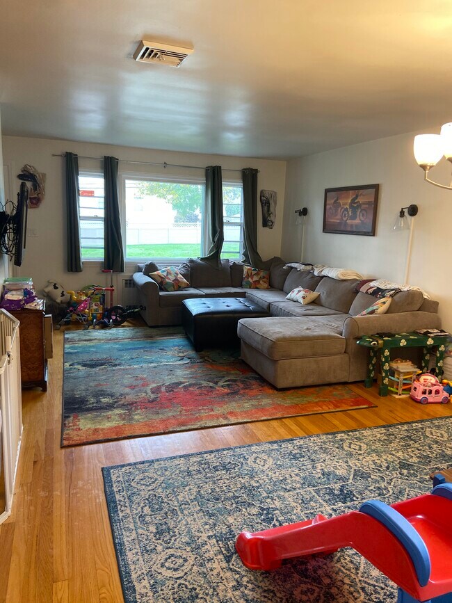 Foto del edificio - 29 Morris Ct