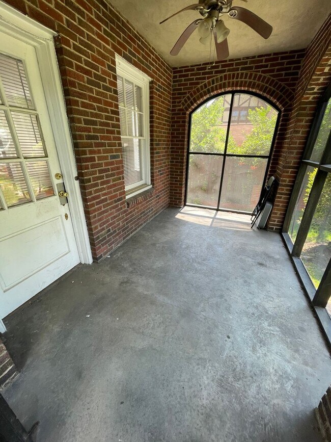 Foto del edificio - Waccamaw Avenue - Student Rental