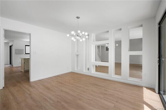 Foto del edificio - 1406 Fairway Green