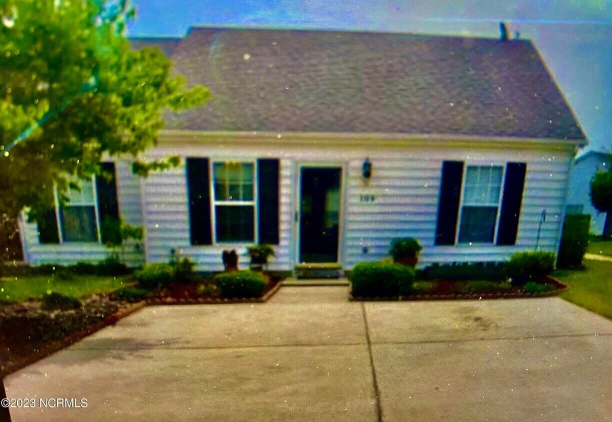 109 Christopher Ct, Havelock, NC 28532 Townhome Rentals in Havelock