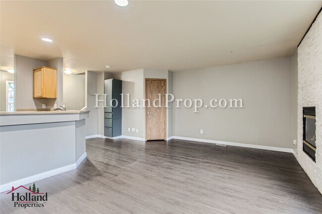Building Photo - 3 bedroom home in Beaverton area