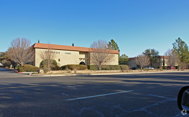 Southwest Oaks Apartments - Southwest Oaks/ Parkway Oaks Apartments