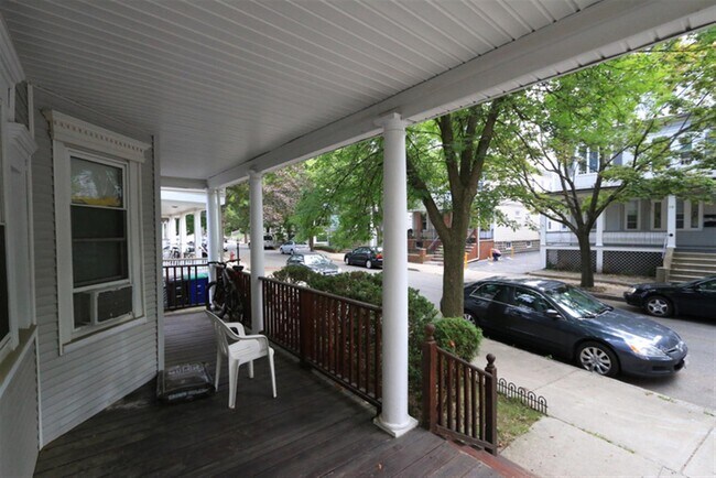 Foto del edificio - 41 Ossipee Rd