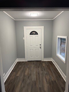 Front Door/Entry Way - 220 E Morgan St