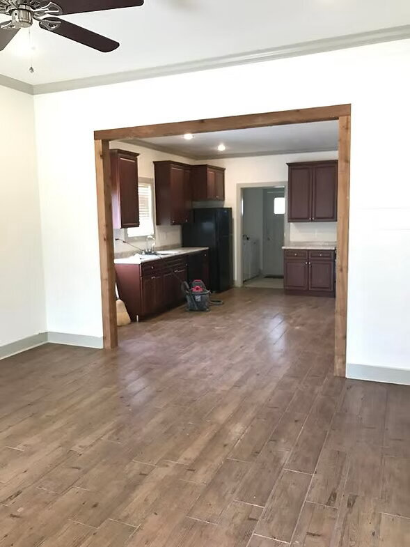 Building Photo - 3BR/3Ba Home w/Fenced Side Yard, Close to MSU :: Available August 6th