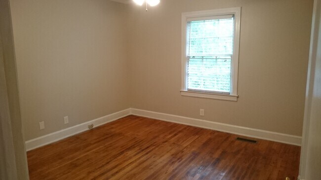 Foto del edificio - 2291 Kingsley Dr