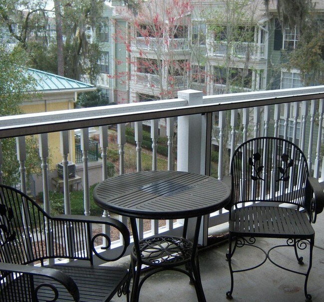 Building Photo - 15 Johnny Mercer Blvd
