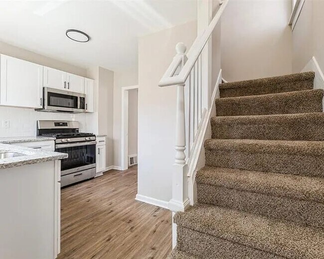 Foto del edificio - 134 Highview Pl