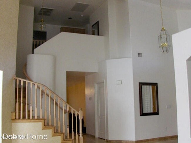 Building Photo - 5 br, 3 bath House - 4019 E Hamblin Dr