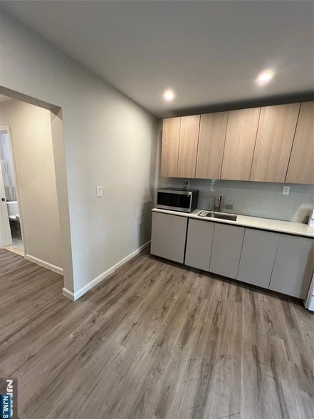 Building Photo - 57 Belmont Ave