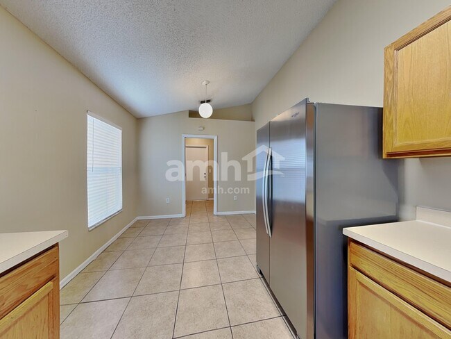 Foto del edificio - 1644 Stefan Cole Ln