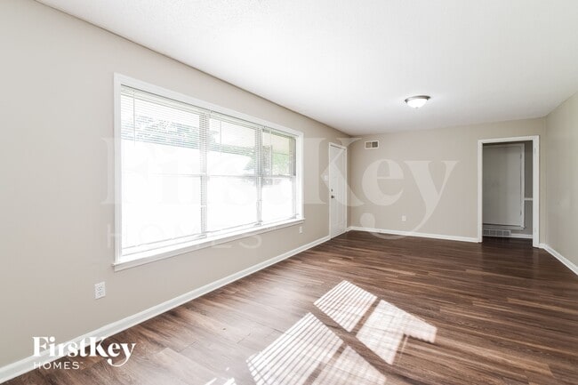 Foto del edificio - 5120 Hudgins Rd