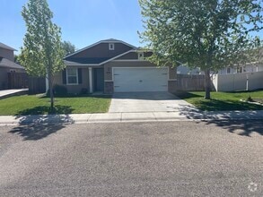 Building Photo - 4614 Braeburn Ave