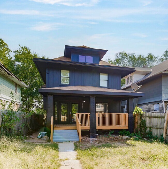 Foto del edificio - Charming 5-Bedroom Home in Kansas City wit...