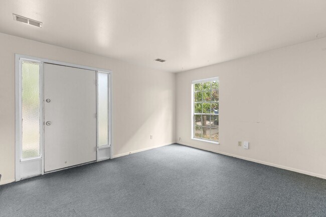 Foto del edificio - 1303 S Coffman St
